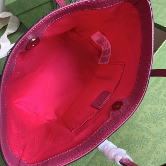  Handbag   Gucci  410812  size  21*20*10 cm