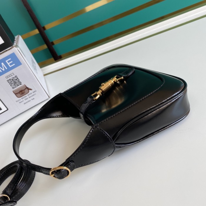  Handbag   Gucci   637091  size  19*13*3   cm