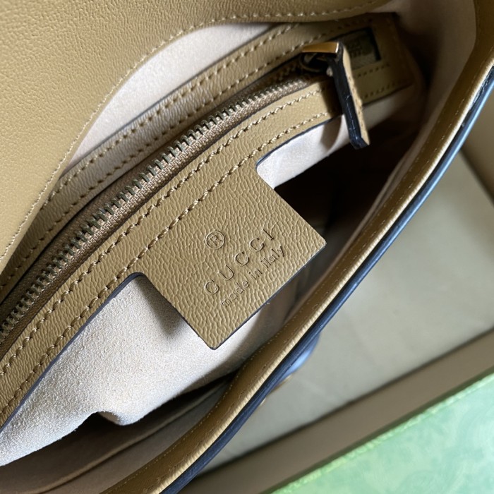  Handbag    Gucci  648934  size  23.5*17.5*5  cm