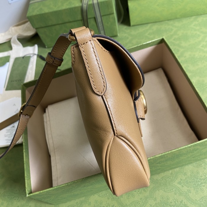  Handbag    Gucci  648934  size  23.5*17.5*5  cm