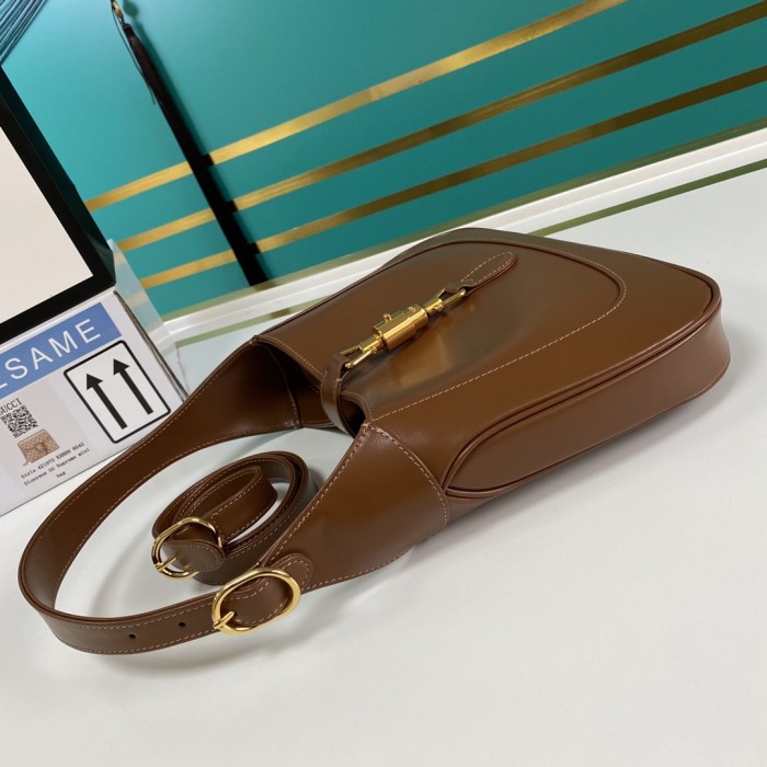  Handbag   Gucci   636709  size  27.5*19*4   cm