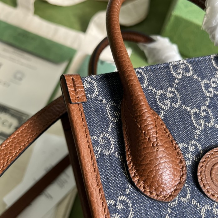  Handbag   Gucci  671623  size  16*20*7  cm