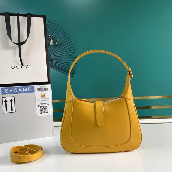  Handbag   Gucci   636709  size  27.5*19*4   cm