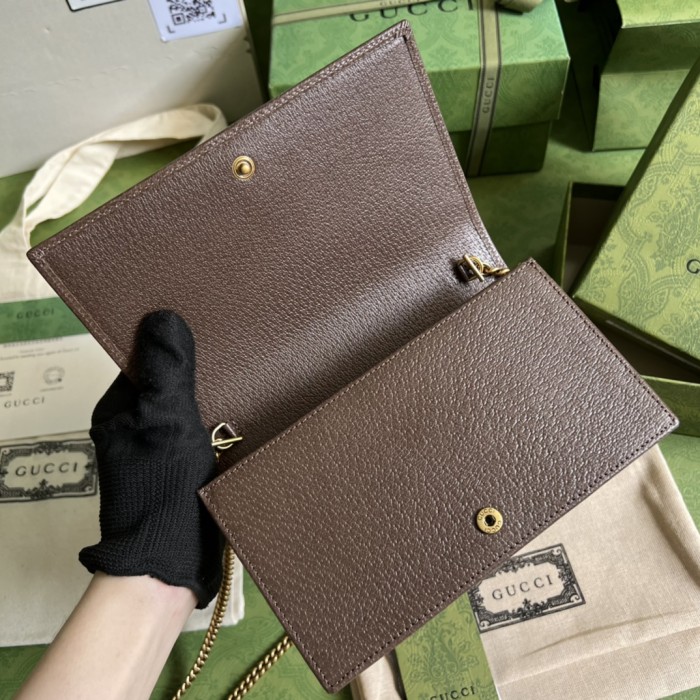  Handbag  Gucci  696817  size  19x 11x 5  cm