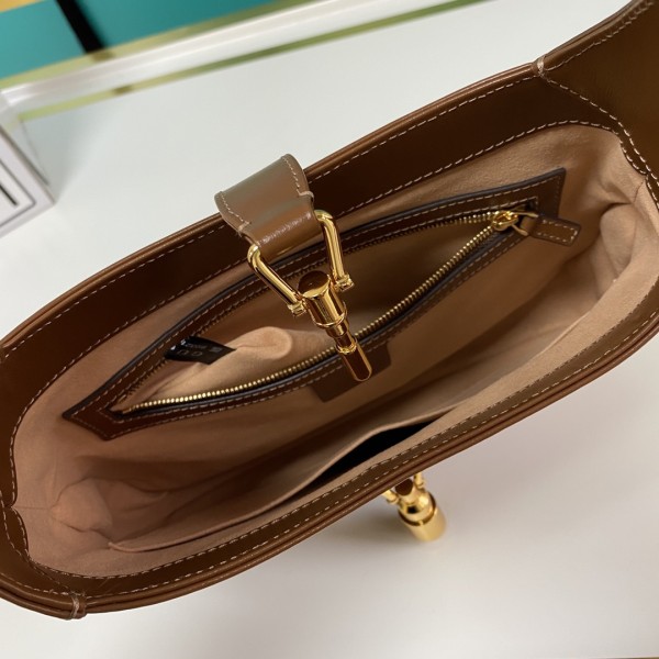  Handbag   Gucci   636709  size  27.5*19*4   cm