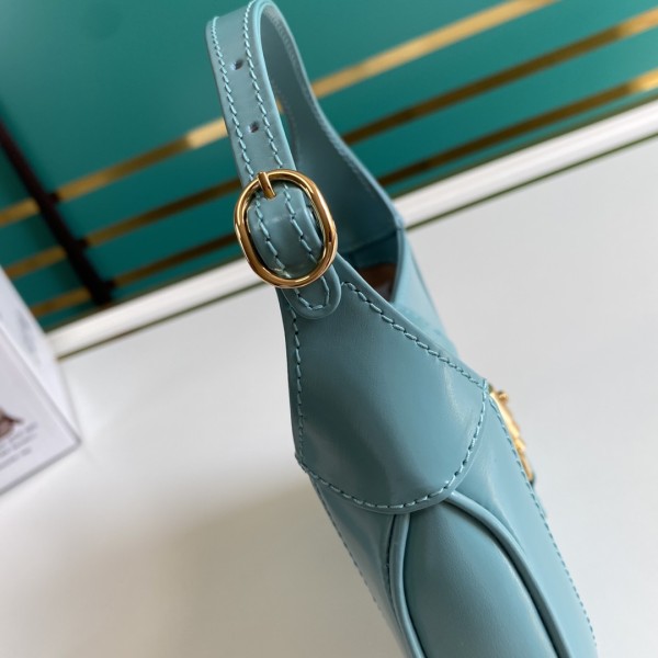  Handbag   Gucci   637091  size  19*13*3  cm