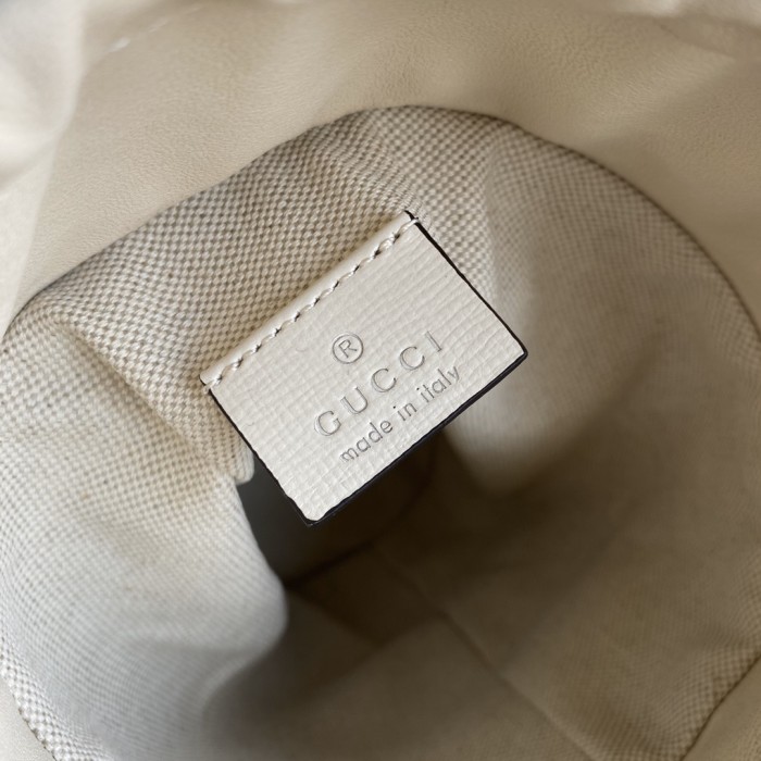  Handbag   Gucci   637115  size   14*16*14   cm