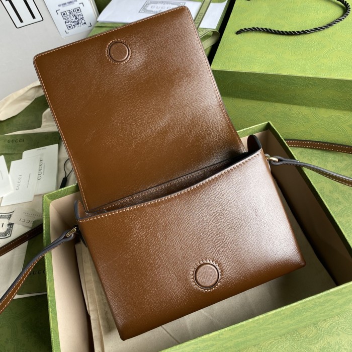  Handbag    Gucci  637048  size  20.5*15.5*6  cm