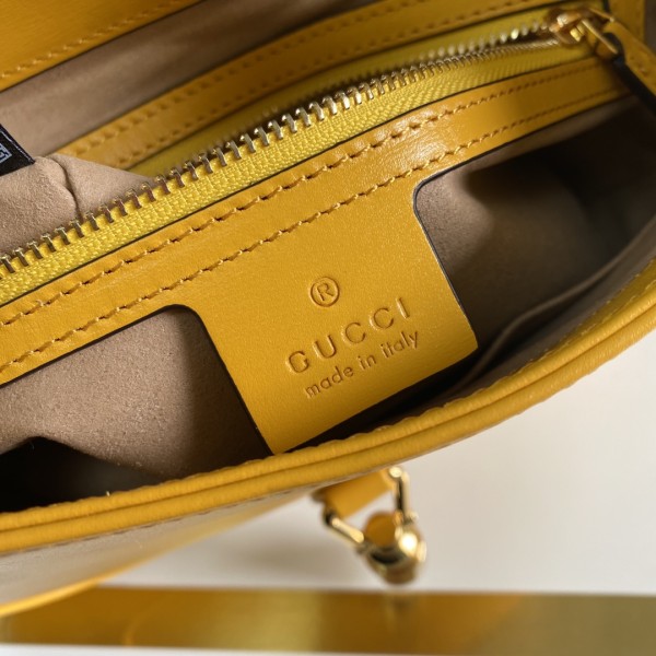  Handbag   Gucci   636709  size  27.5*19*4   cm