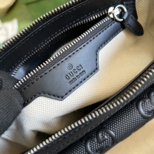  Handbag   Gucci  674058  size  20×16×7  cm