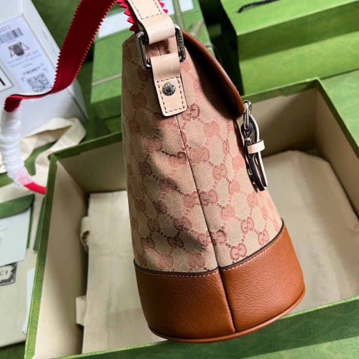  Handbag   Gucci  630819  size  24*27*11  cm