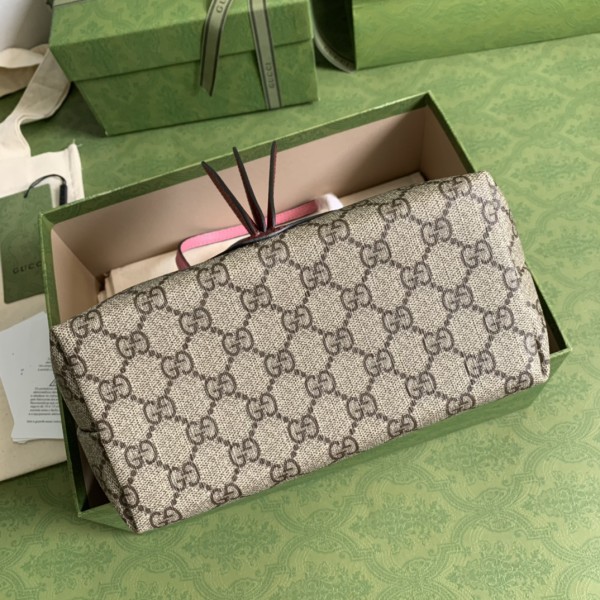  Handbag   Gucci  580840  size  21*20*10  cm