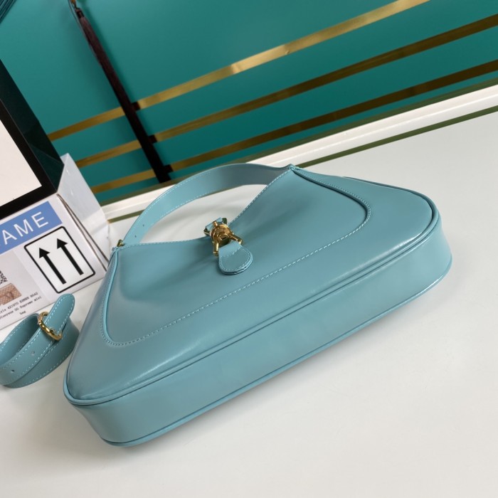 Handbag   Gucci   636709  size  27.5*19*4  cm