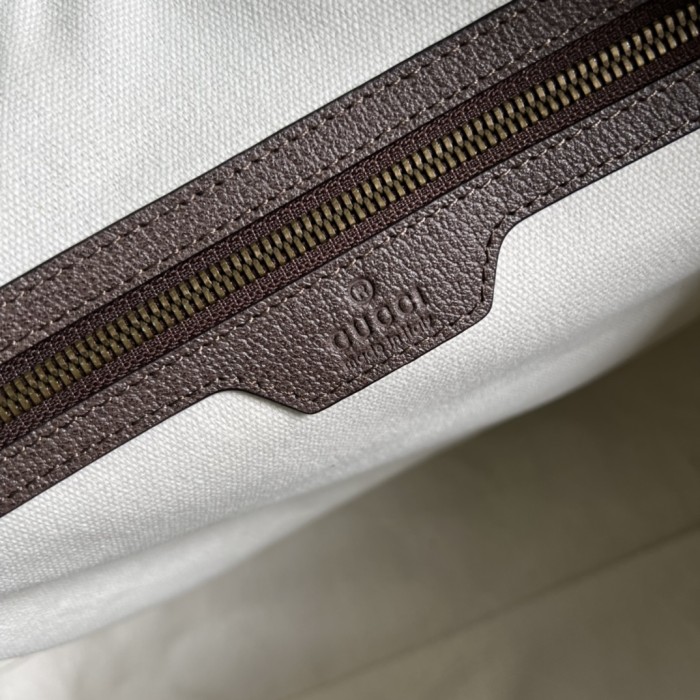 Handbag   Gucci  687828  size  44*27*23  cm