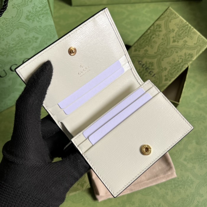  Handbag   Gucci  621887  size  11x8.5x3  cm