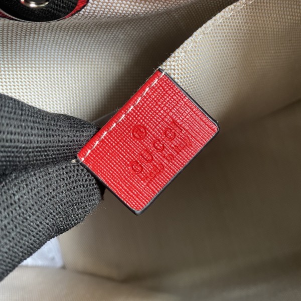 Handbag   Gucci  410812  size  21*20*10  cm