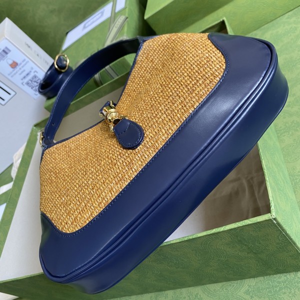 Handbag   Gucci  636709  size  28*19*4.5  cm