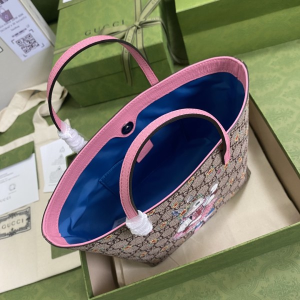 Handbag    Gucci  410812  size  21*20*10  cm