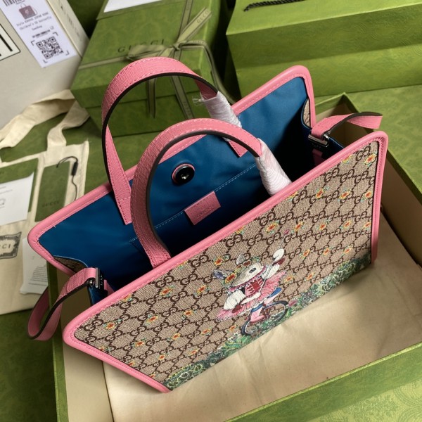  Handbag  Gucci   630542  size 28*25*11  cm