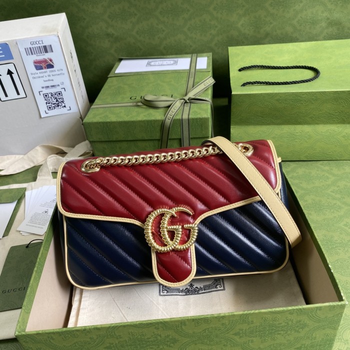  Handbag    Gucci   443497  size  26*15*7  cm 
