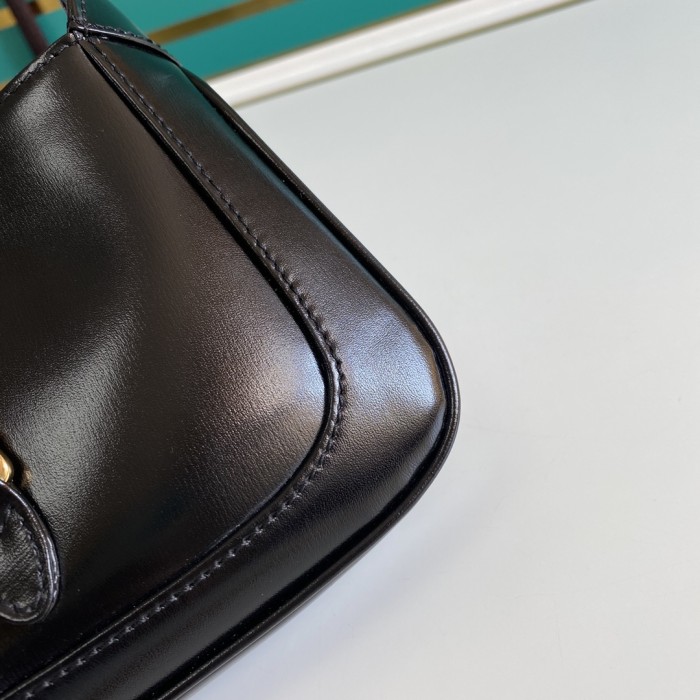  Handbag   Gucci   637091  size  19*13*3   cm