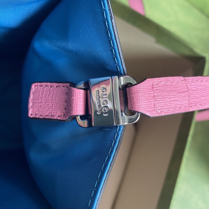  Handbag   Gucci  630542  size  28*25*11   cm