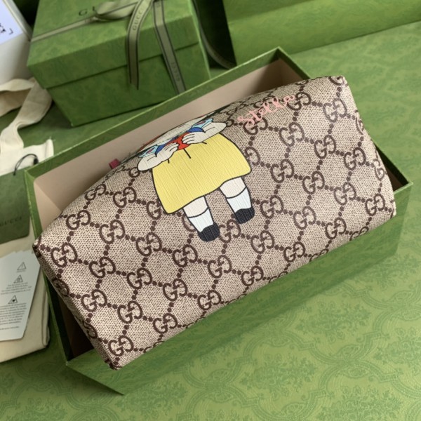  Handbag   Gucci  410812  size  21*20*10 cm