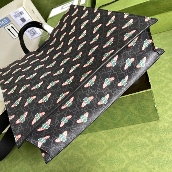 Handbag   Gucci  681298  size  39*38*11  cm