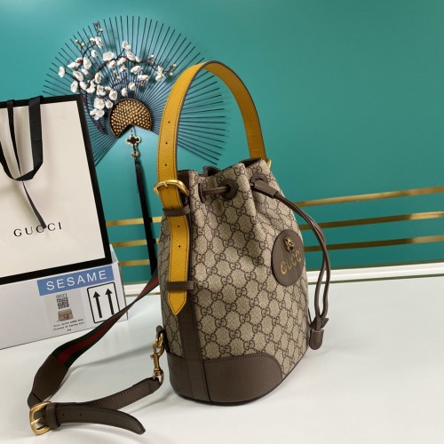 Handbag   Gucci  473875  size  23*27*15  cm
