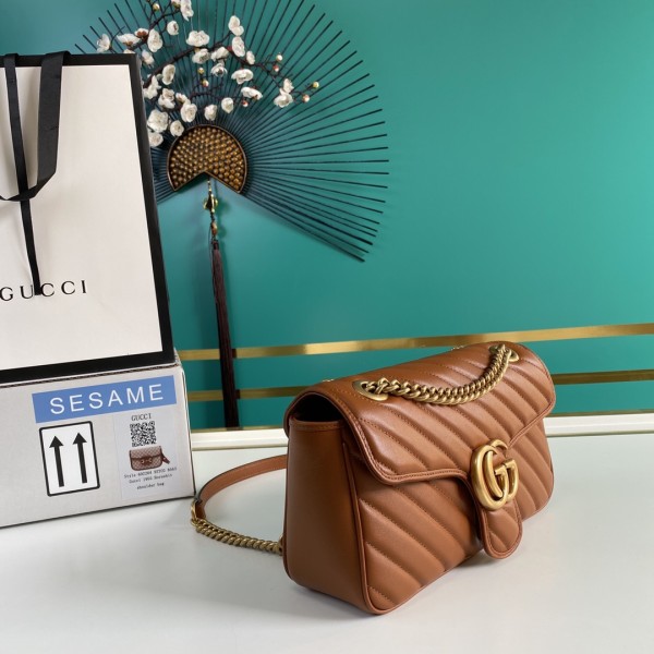  Handbag   Gucci  443497  size  26*15*7  cm