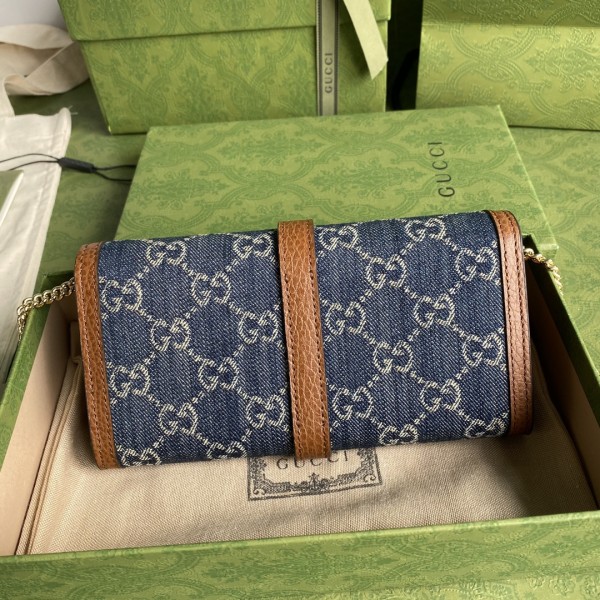 Handbag    Gucci  652681  size 19*10*3.5  cm