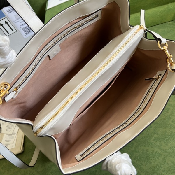  Handbag   Gucci  649015   size  40*30*15  cm