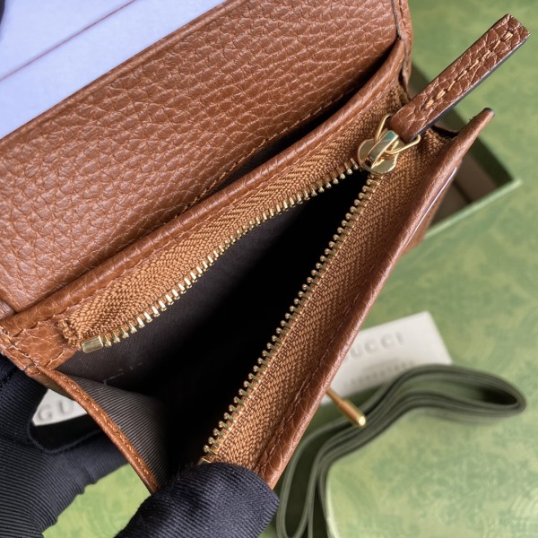 Handbag   Gucci  645536  size 11× 8.5x 3  cm