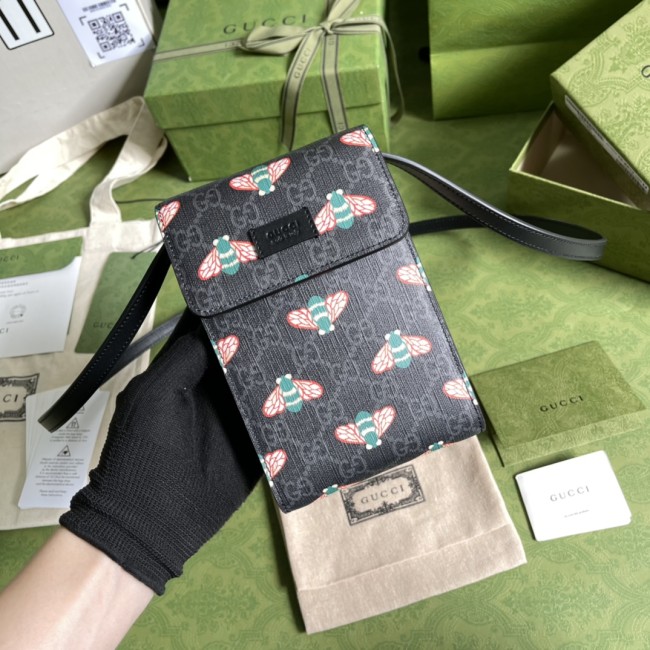 Handbag   Gucci  673016  size  11.5*18*3.5  cm 