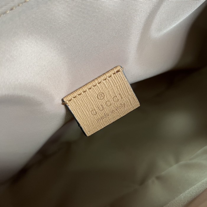  Handbag   Gucci  664143  size  29*19*8.4  cm