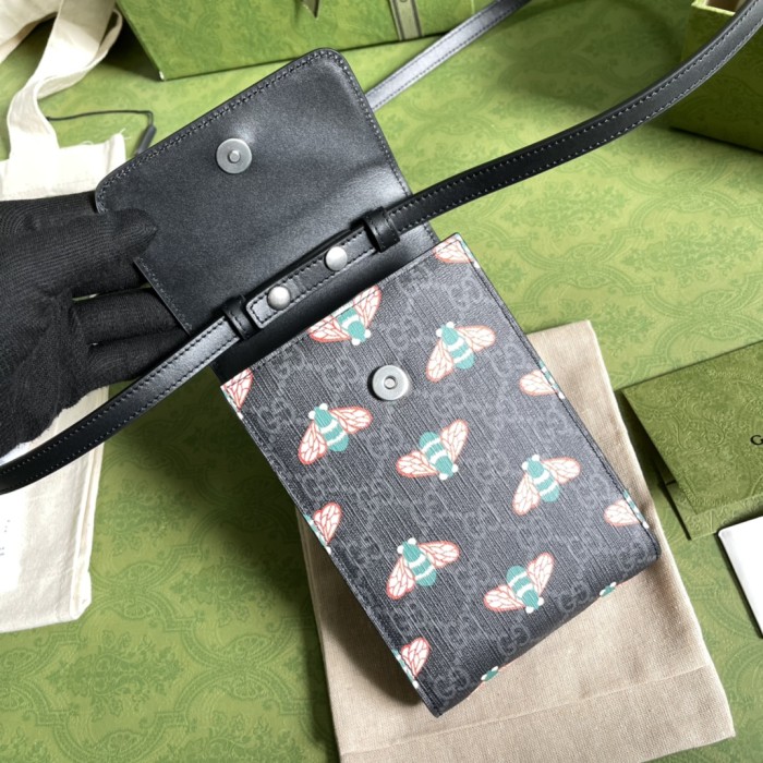 Handbag   Gucci  673016  size  11.5*18*3.5  cm 