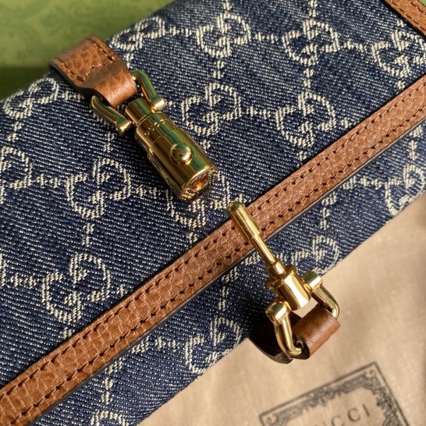 Handbag    Gucci  652681  size 19*10*3.5  cm