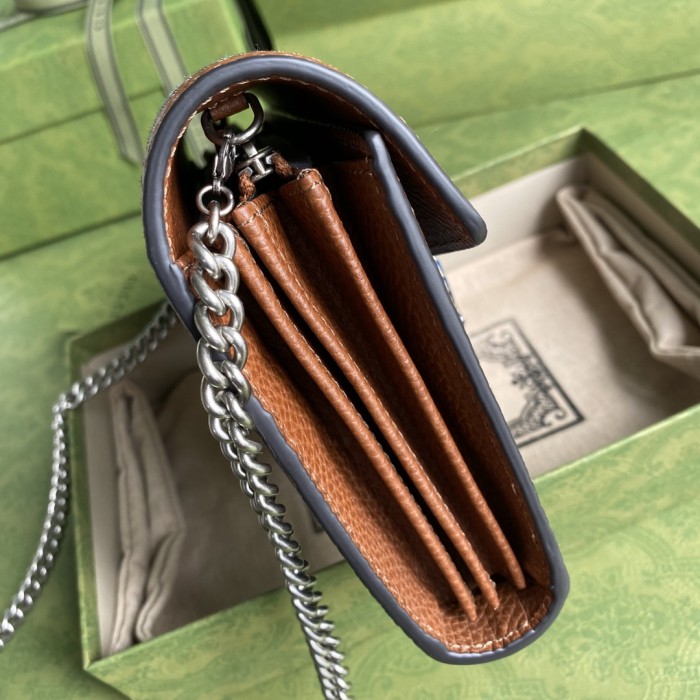  Handbag   Gucci  401231  size  20x4x14  cm