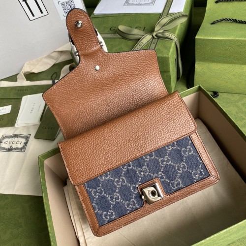  Handbag   Gucci  421970  size  20x15.5x5  cm