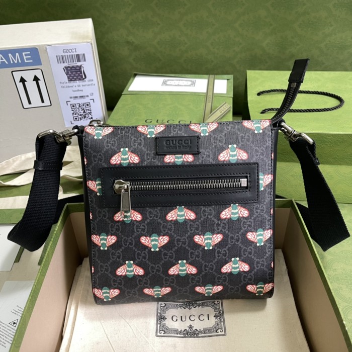  Handbag   Gucci  681021  size  21*23.5*4.5  cm