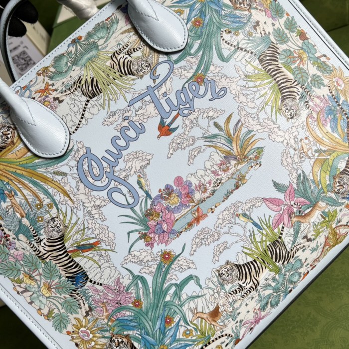 Handbag   Gucci  687827  size   38*32*12  cm