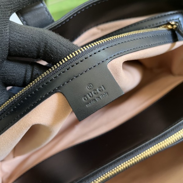  Handbag  Gucci  649015   size   40*30*15  cm 