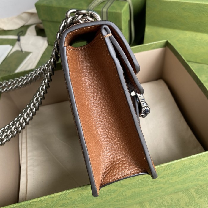  Handbag   Gucci  421970  size  20x15.5x5  cm