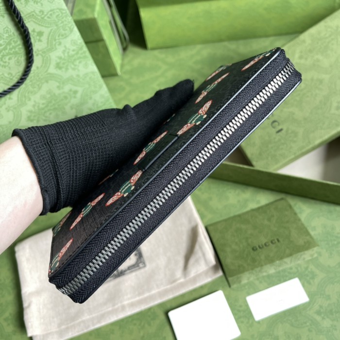  Handbag   Gucci   451273  size  19*10.5*2.5  cm