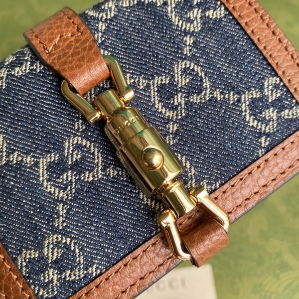 Handbag   Gucci  645536  size 11× 8.5x 3  cm