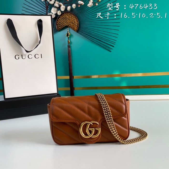  Handbag   Gucci  476433  size  16.5*10.5*5.1  cm