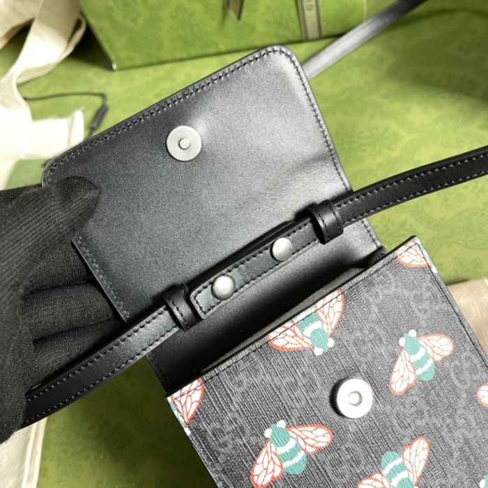 Handbag   Gucci  673016  size  11.5*18*3.5  cm 