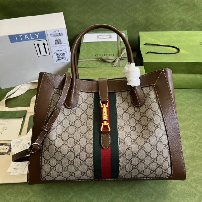 Handbag   Gucci  649015   size  40*30*15  cm
