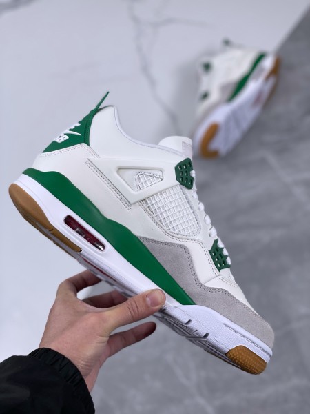 Jordan 4 Retro SB Pine Green