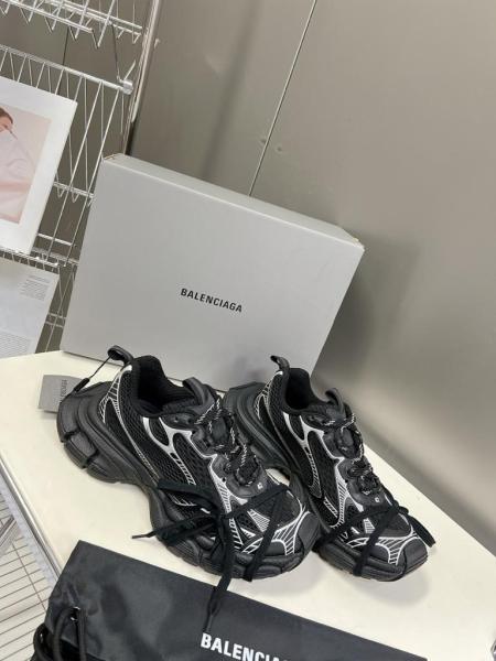 Balenciaga 3XL Black